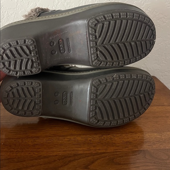 Crocs Women's Size 8 Cobbler Eva Faux Fur Lined Clogs Platform Taupe - Picture 9 of 10